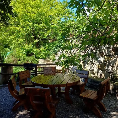Cozzena Holiday home *